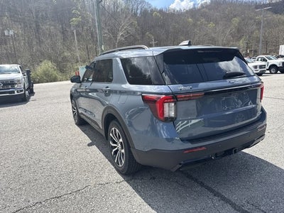 2026 Ford Explorer ST-LINE 4WD