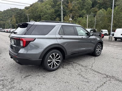 2027 Ford Explorer ST-LINE 4WD