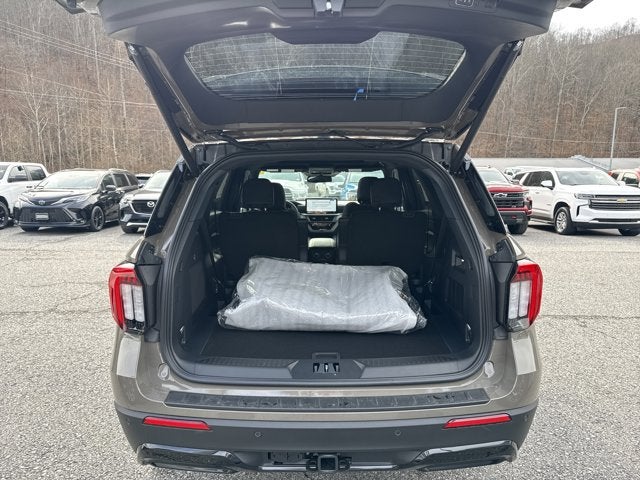 2026 Ford Explorer ST-LINE 4WD