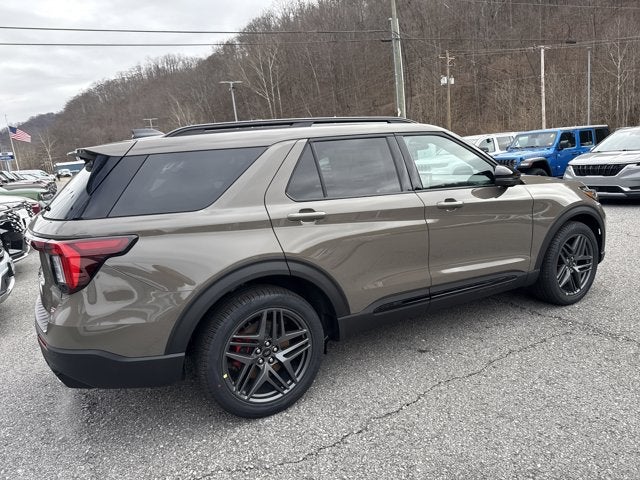 2026 Ford Explorer ST 4WD