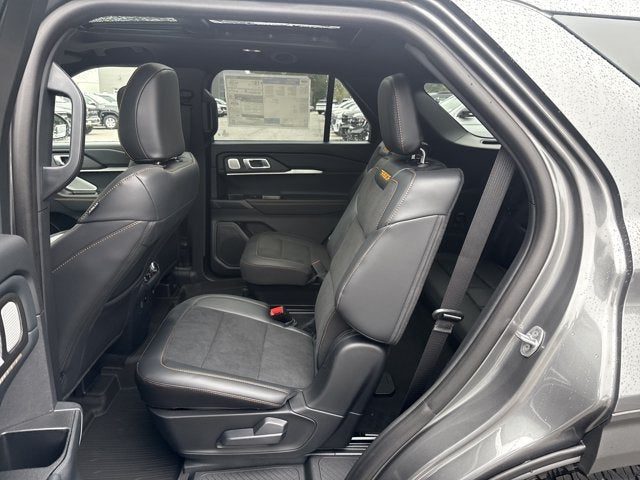 2027 Ford Explorer TREMOR 4WD