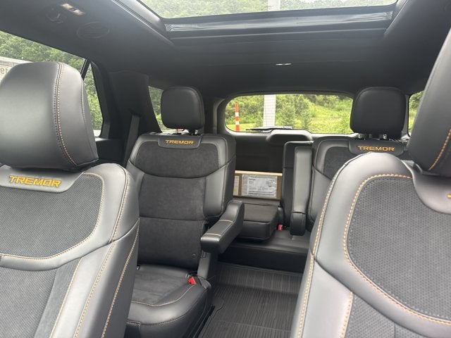 2026 Ford Explorer TREMOR 4WD