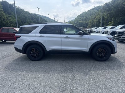 2026 Ford Explorer TREMOR 4WD