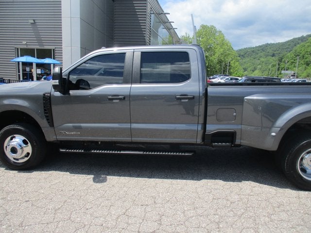 2026 Ford Super Duty F-350 DRW XLT