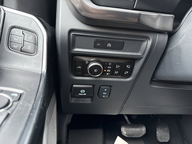 2025 Ford F-150 PLATINUM 4WD SUPERCREW 5.