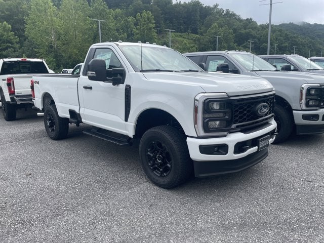 2025 Ford Super Duty F-350 SRW XL 4WD REG CAB