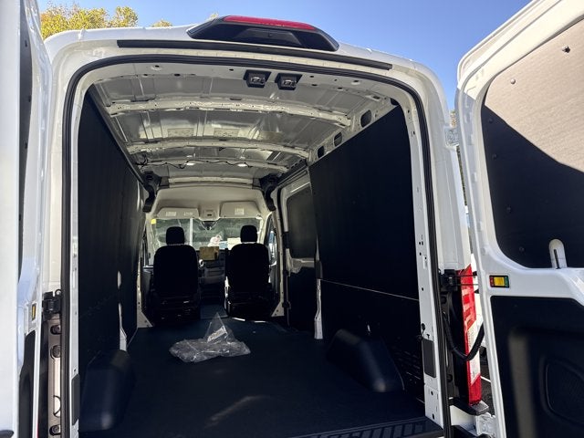 2026 Ford Transit Cargo Van "T-150 148"" MED RF 8800 GV"