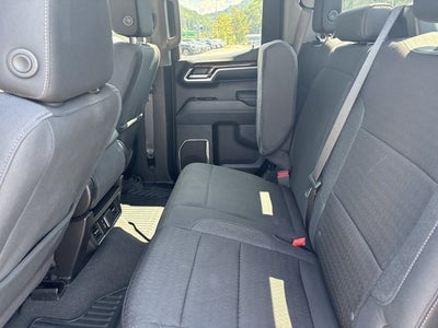 2024 GMC Sierra 1500 "4WD DOUBLE CAB 147"" SLE"