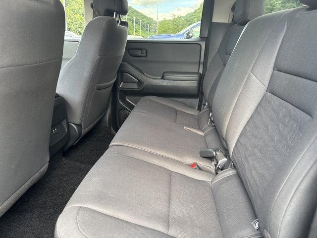 2024 Nissan Frontier CREW CAB 4X4 S