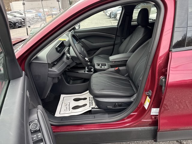 2025 Ford Mustang Mach-E SELECT AWD