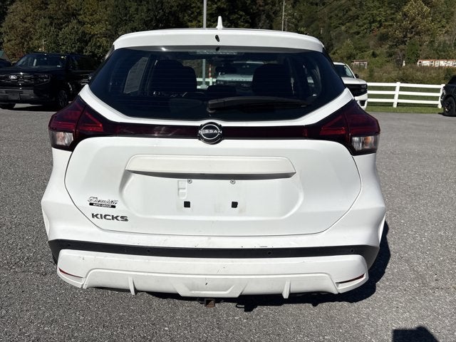 2023 Nissan Kicks S FWD