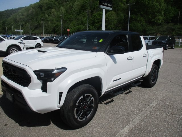 2025 Toyota Tacoma 4WD TRD SPORT DOUBLE CAB 5' B