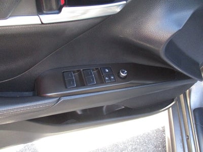 2022 Toyota Camry XSE AUTO