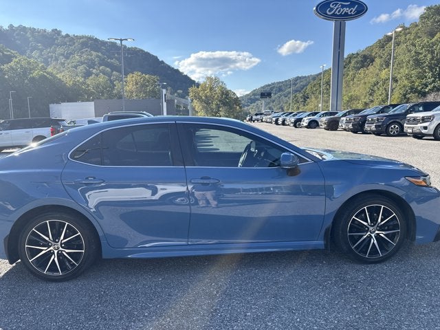 2023 Toyota Camry SE AUTO