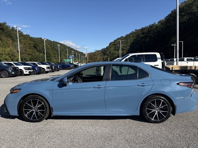 2023 Toyota Camry SE AUTO