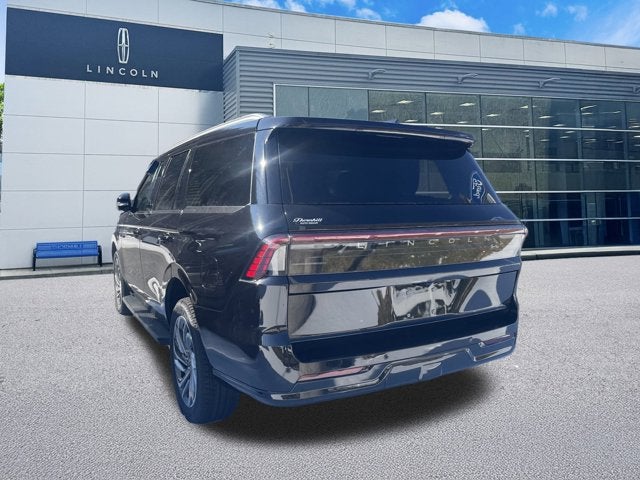 2026 Lincoln Navigator Premiere