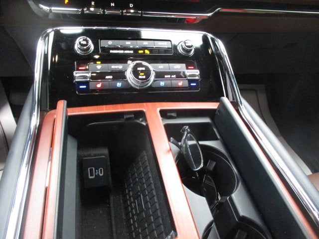 2024 Lincoln Navigator L Reserve