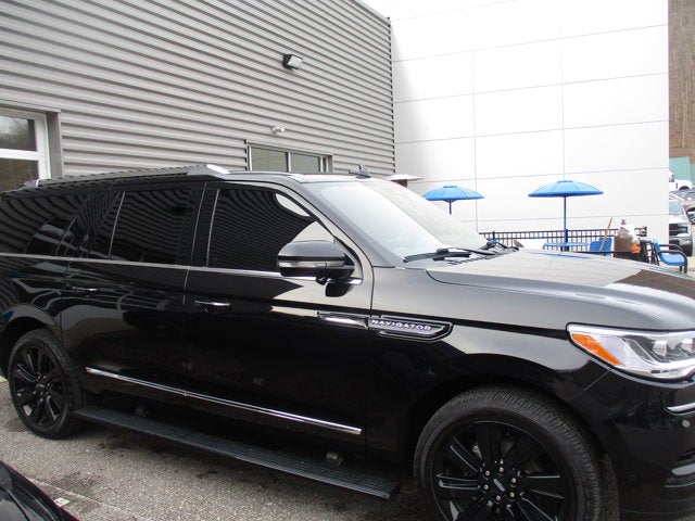 2024 Lincoln Navigator L Reserve