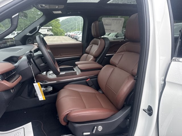 2027 Lincoln Navigator L Reserve