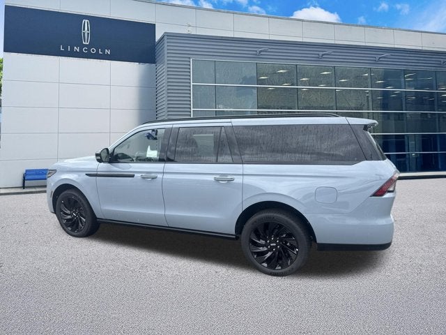 2027 Lincoln Navigator L Reserve