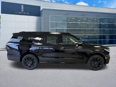 2026 Lincoln Navigator L Reserve