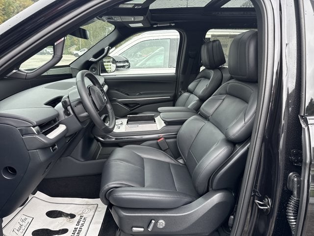 2027 Lincoln Navigator L Reserve