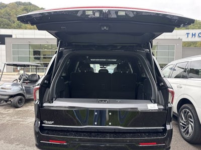 2027 Lincoln Navigator L Reserve