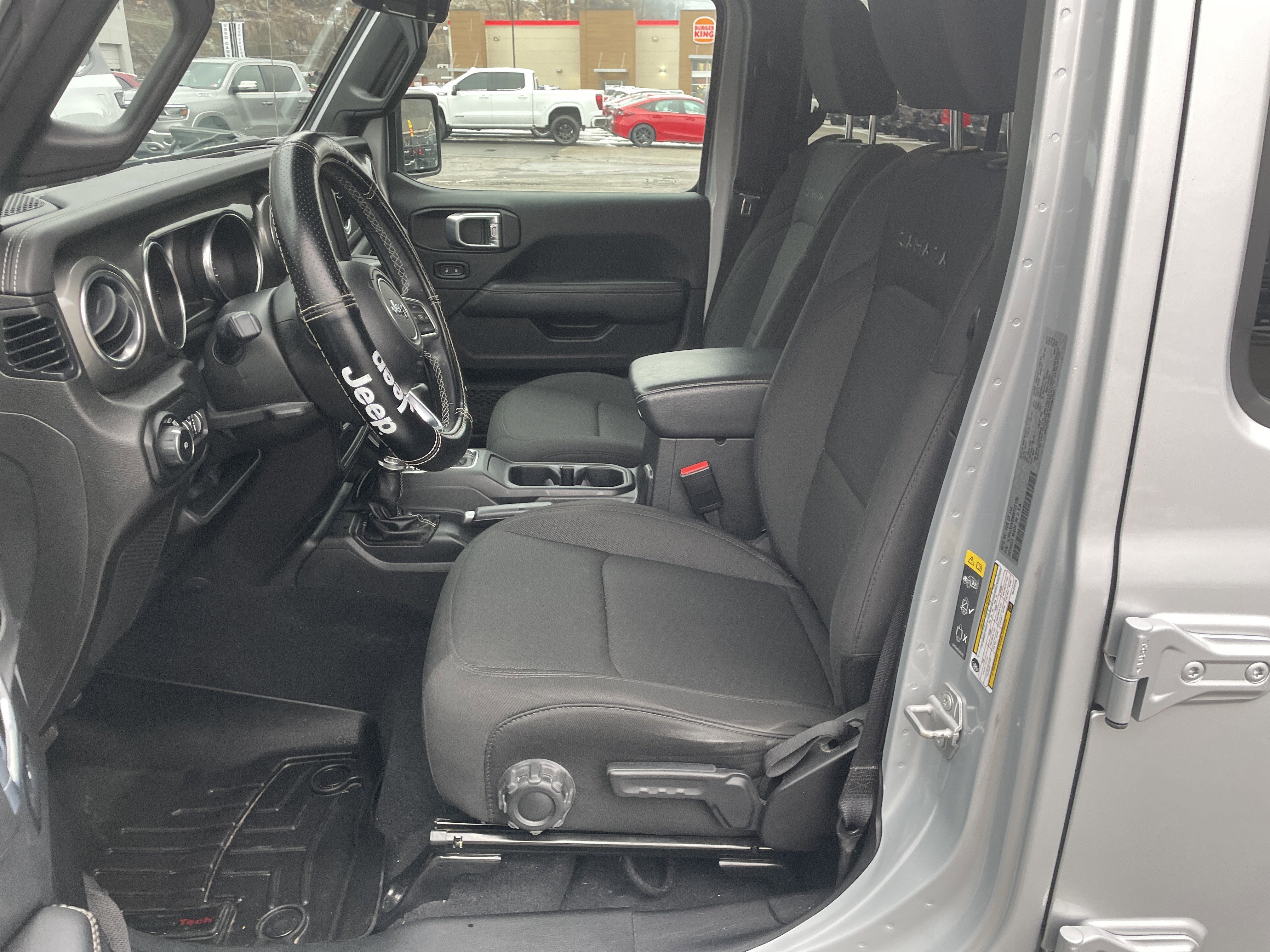 2022 Jeep Wrangler Unlimited Sahara 4x4