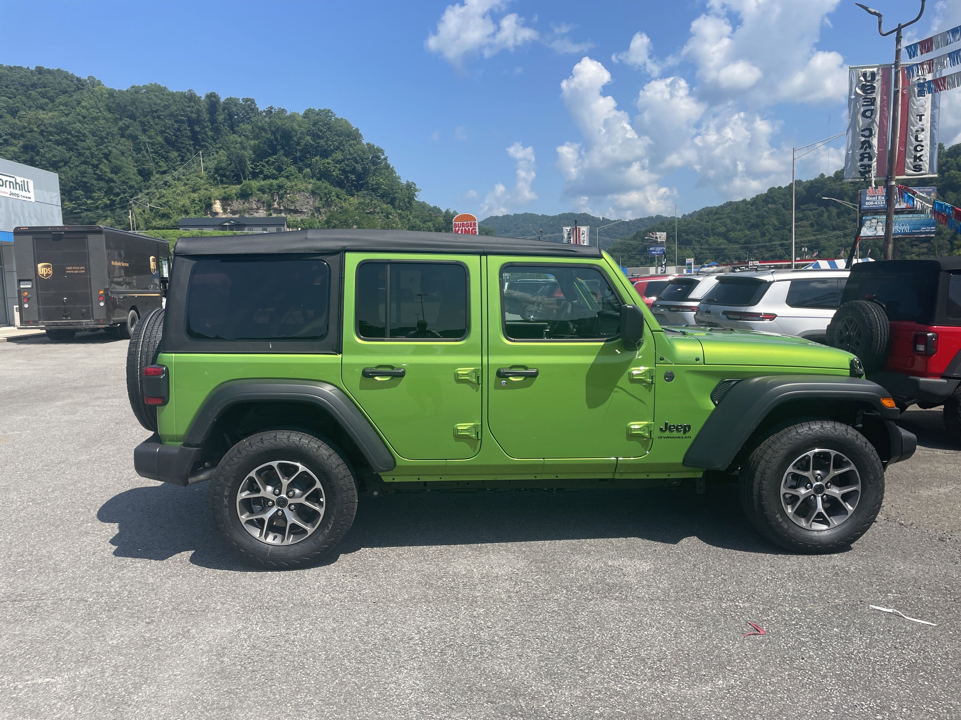2025 Jeep Wrangler WRANGLER 4-DOOR SPORT S