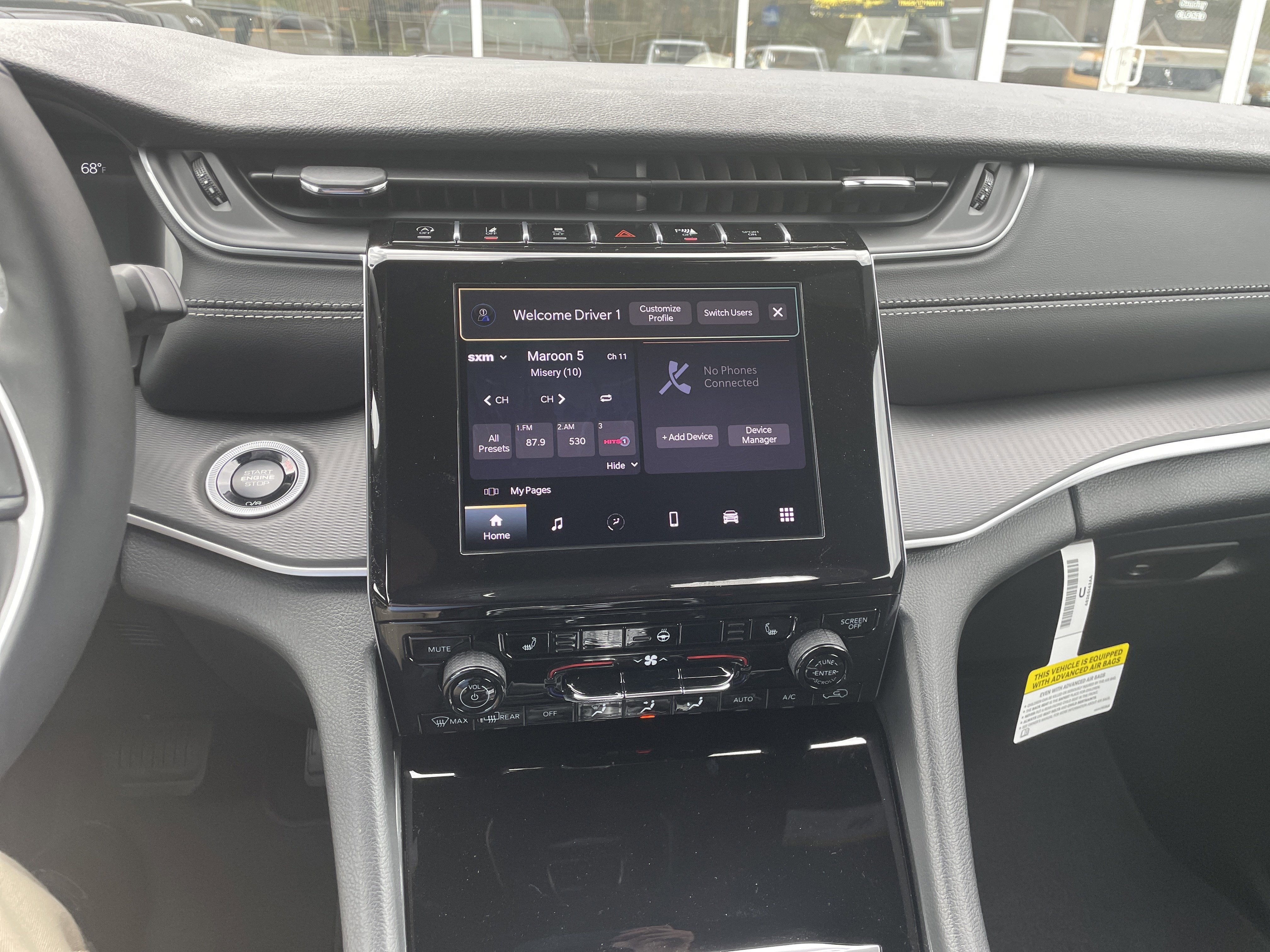 2026 Jeep Grand Cherokee GRAND CHEROKEE LAREDO X 4X4