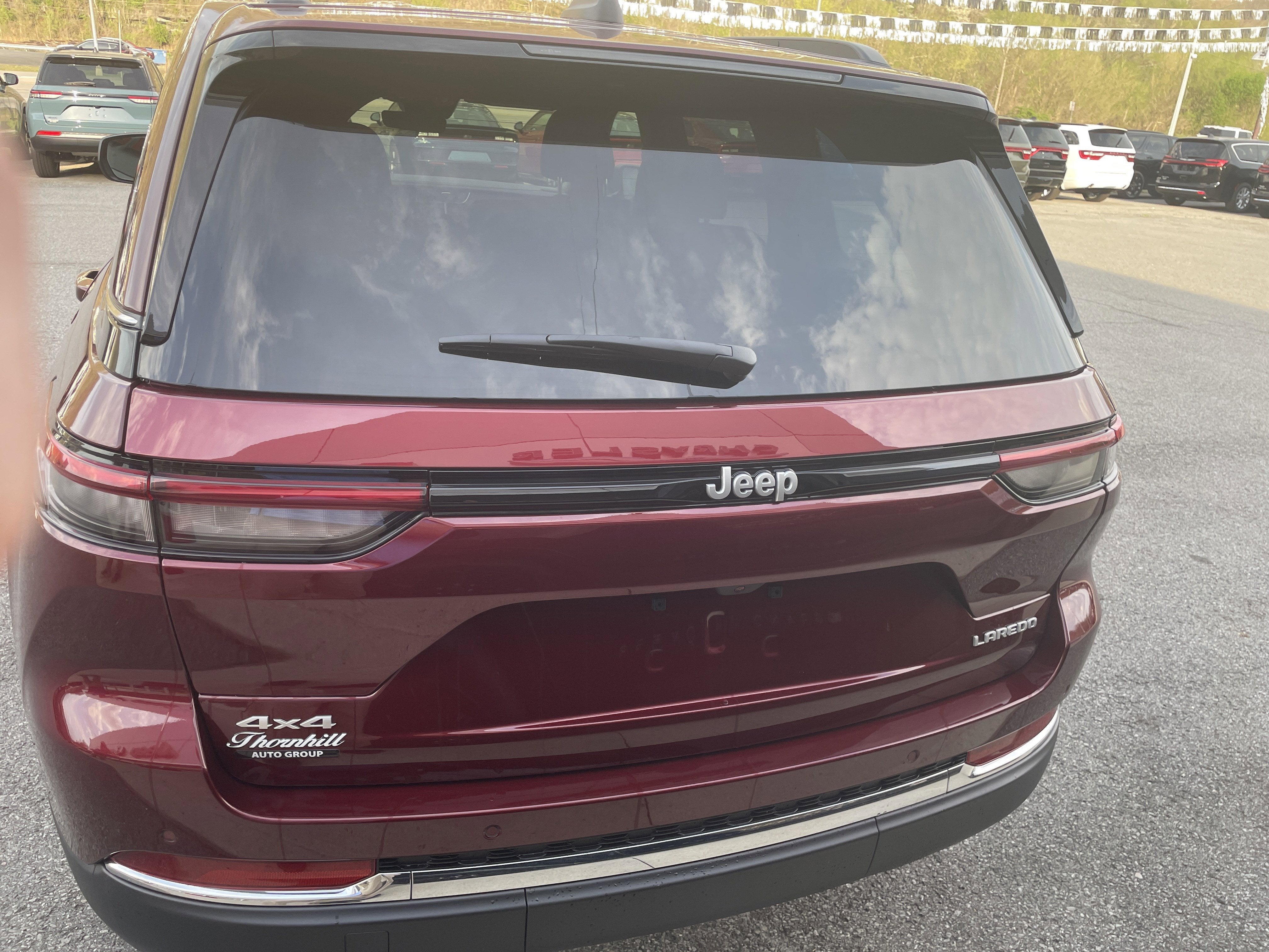 2026 Jeep Grand Cherokee GRAND CHEROKEE LAREDO X 4X4