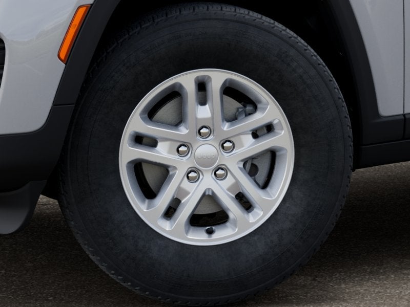 2025 Jeep Grand Cherokee GRAND CHEROKEE LAREDO 4X4