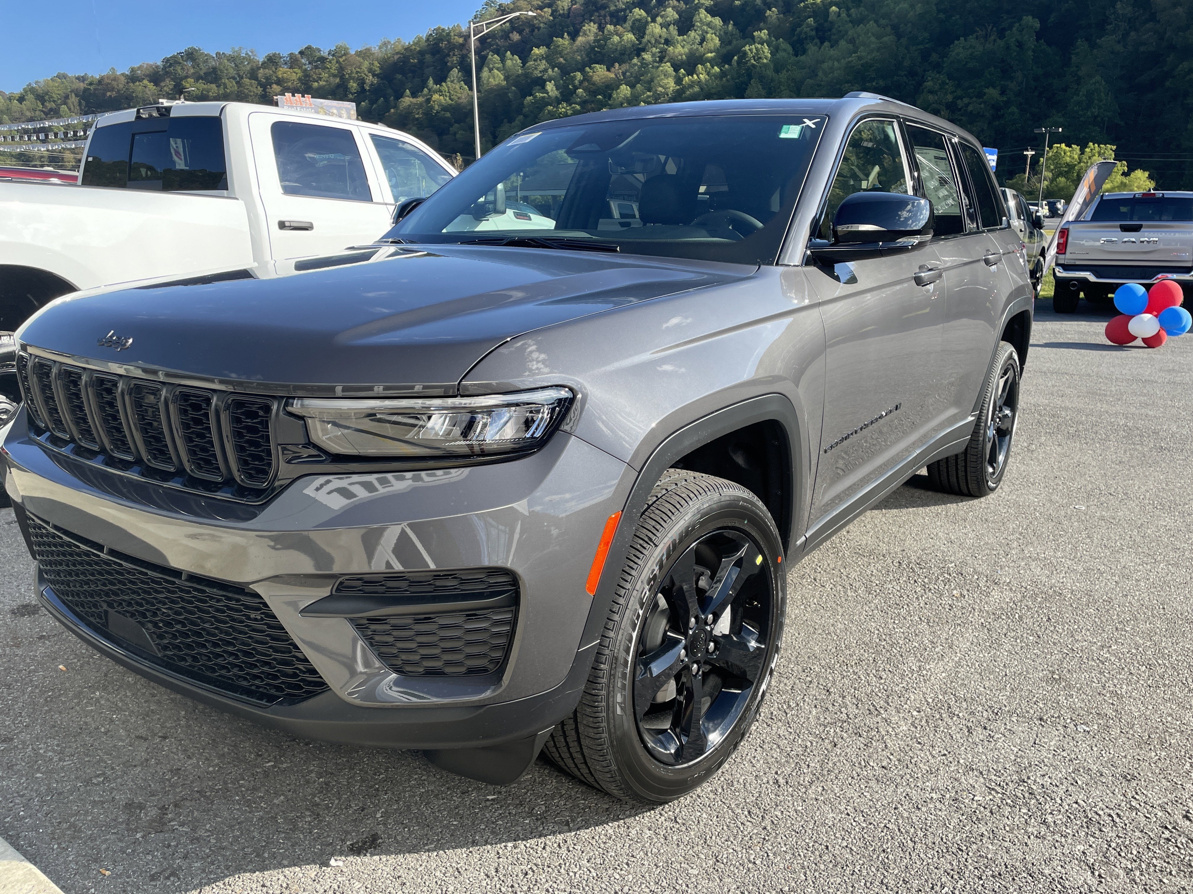 2025 Jeep Grand Cherokee GRAND CHEROKEE ALTITUDE X 4X4
