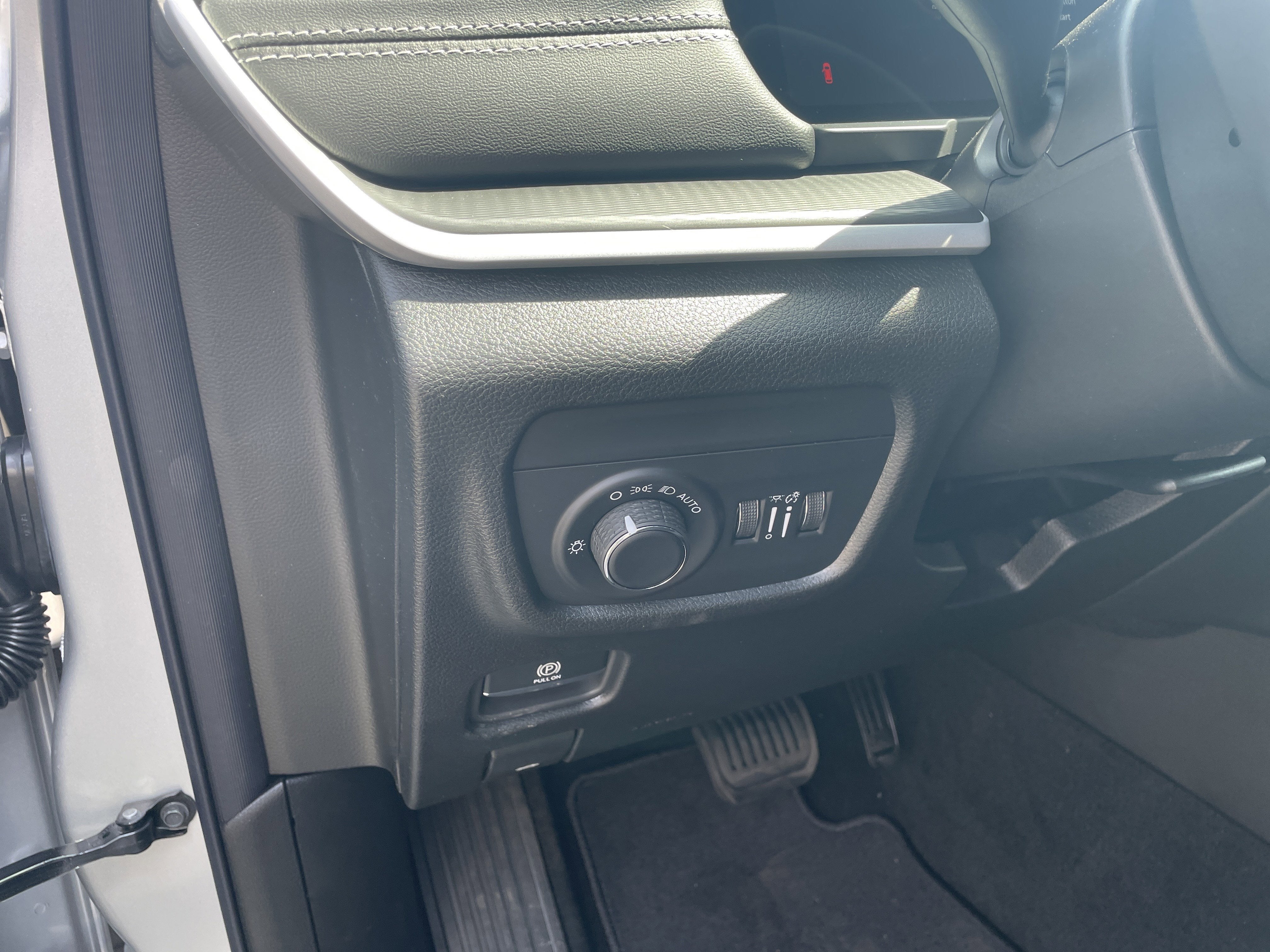 2026 Jeep Grand Cherokee GRAND CHEROKEE LAREDO X 4X4