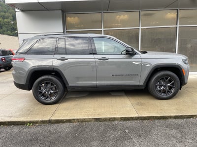 2027 Jeep Grand Cherokee GRAND CHEROKEE LAREDO ALTITUDE 4X4