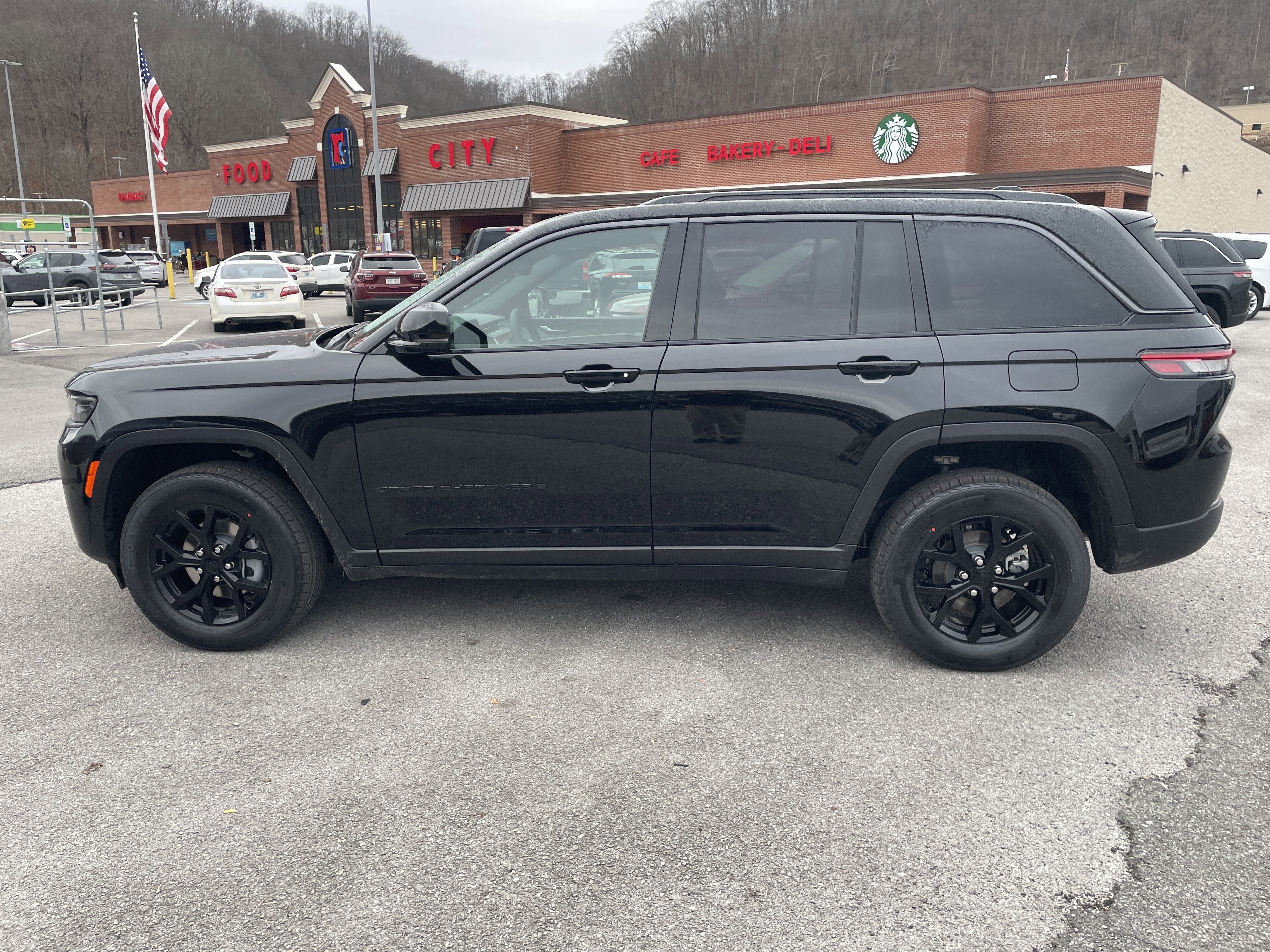2026 Jeep Grand Cherokee GRAND CHEROKEE ALTITUDE 4X4