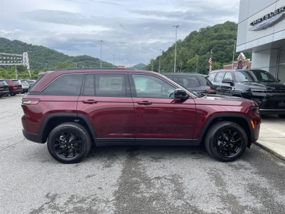 2026 Jeep Grand Cherokee GRAND CHEROKEE LAREDO ALTITUDE 4X4