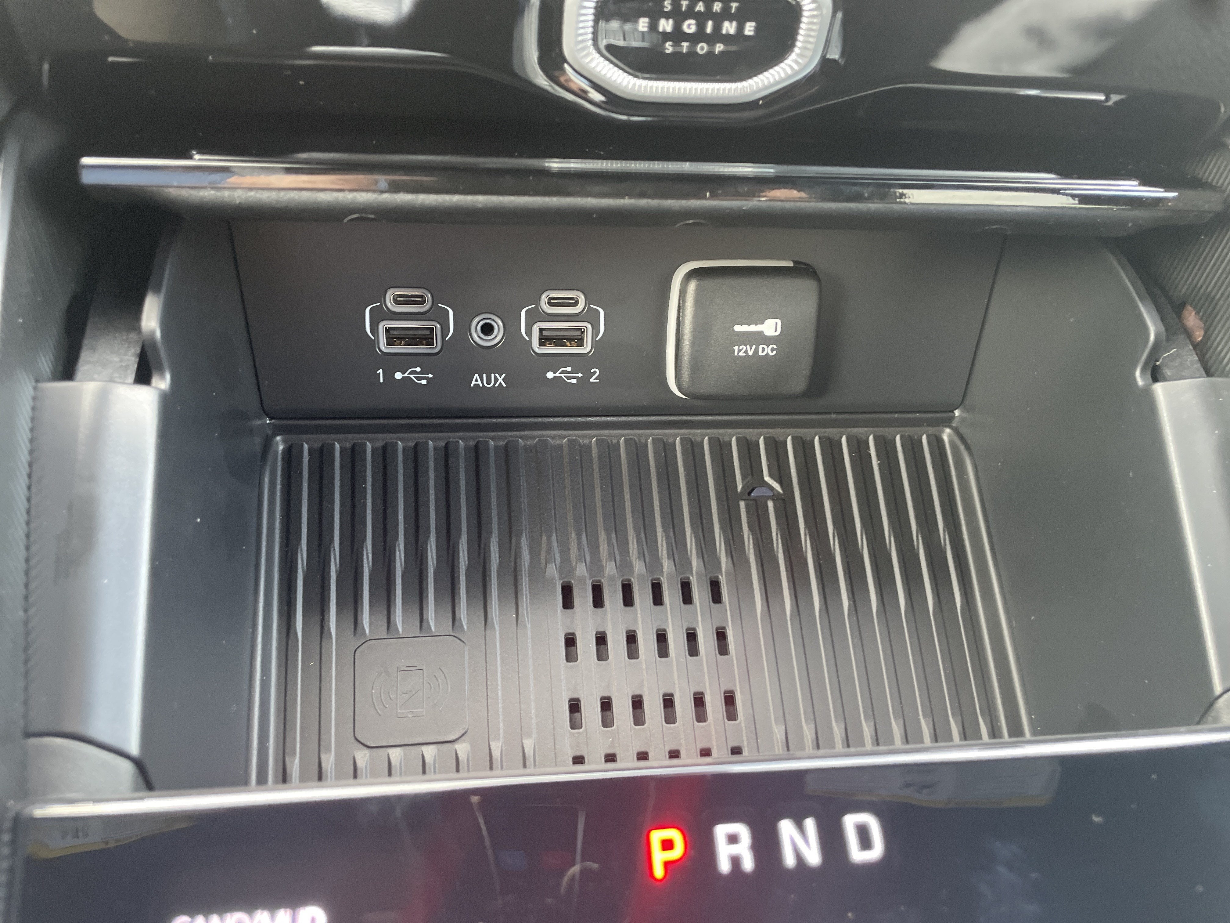 2027 Jeep Grand Cherokee Laredo Altitude