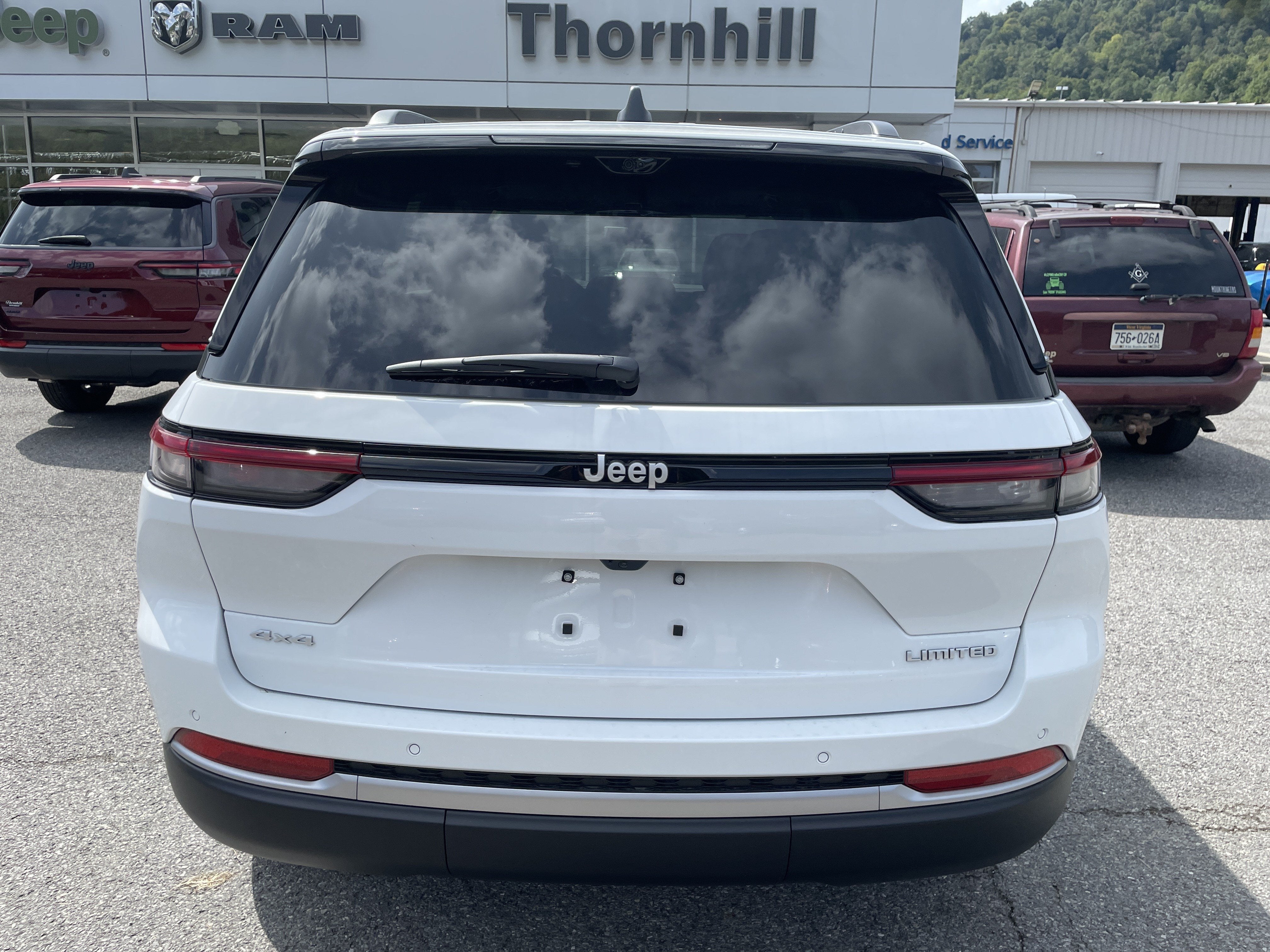 2027 Jeep Grand Cherokee Limited