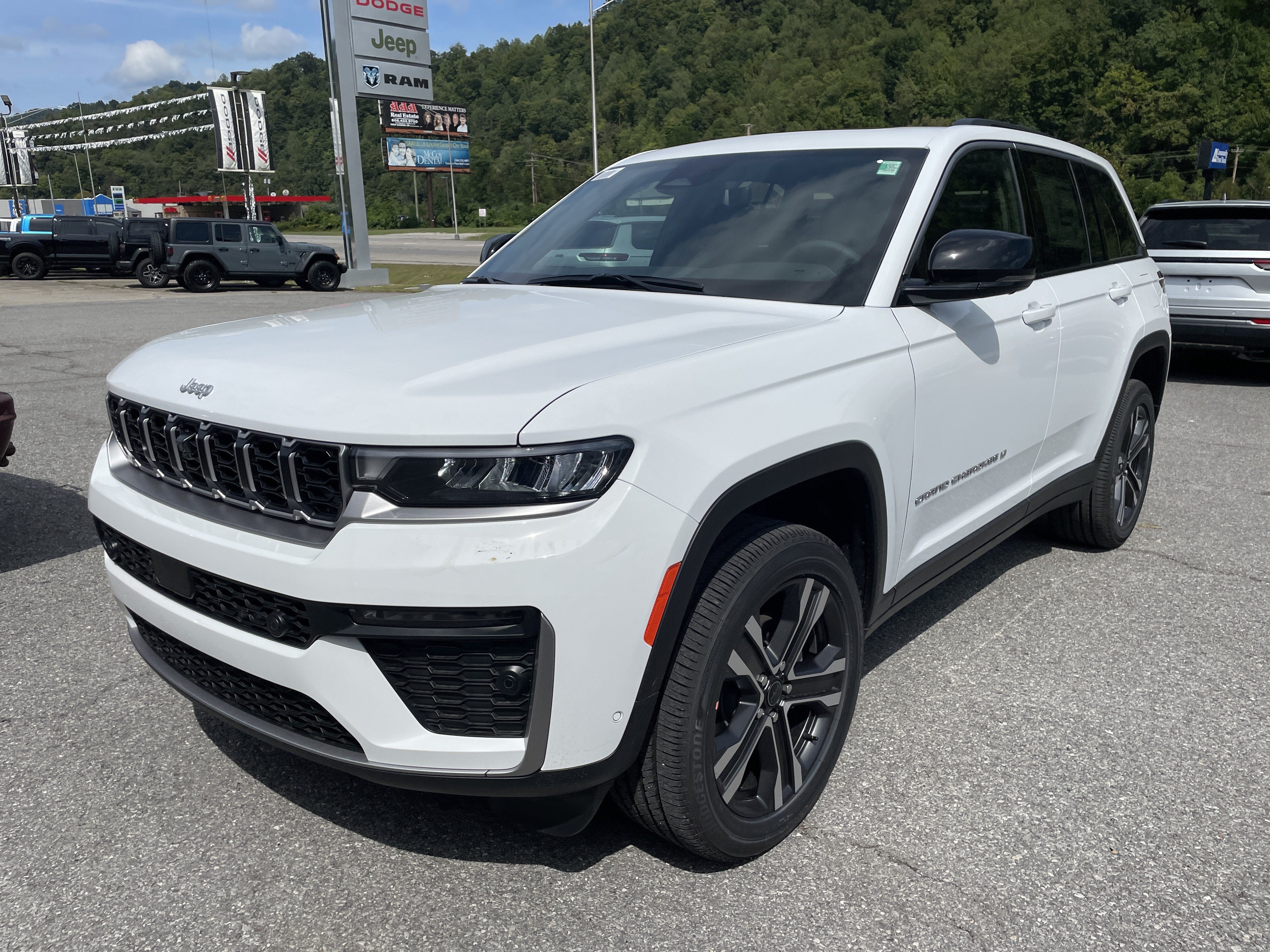 2027 Jeep Grand Cherokee Limited