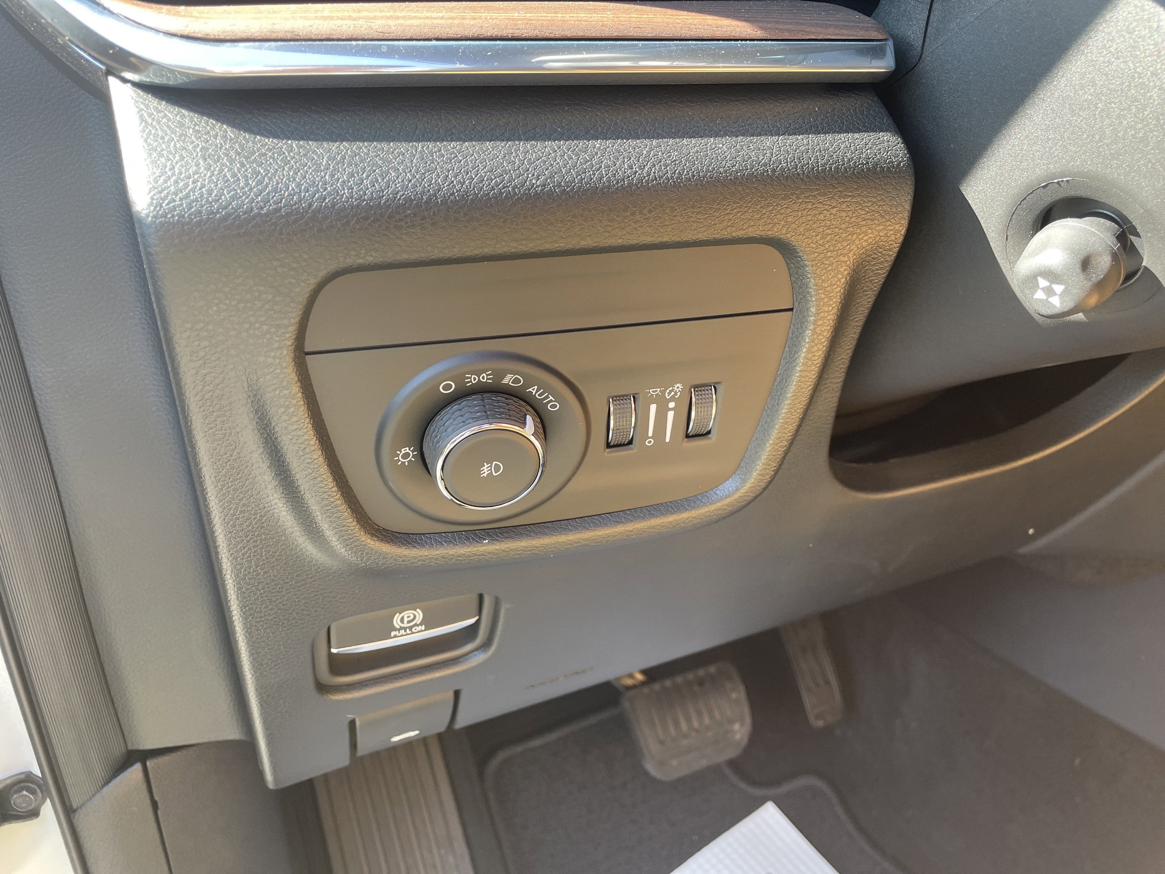 2025 Jeep Grand Cherokee GRAND CHEROKEE SUMMIT 4X4