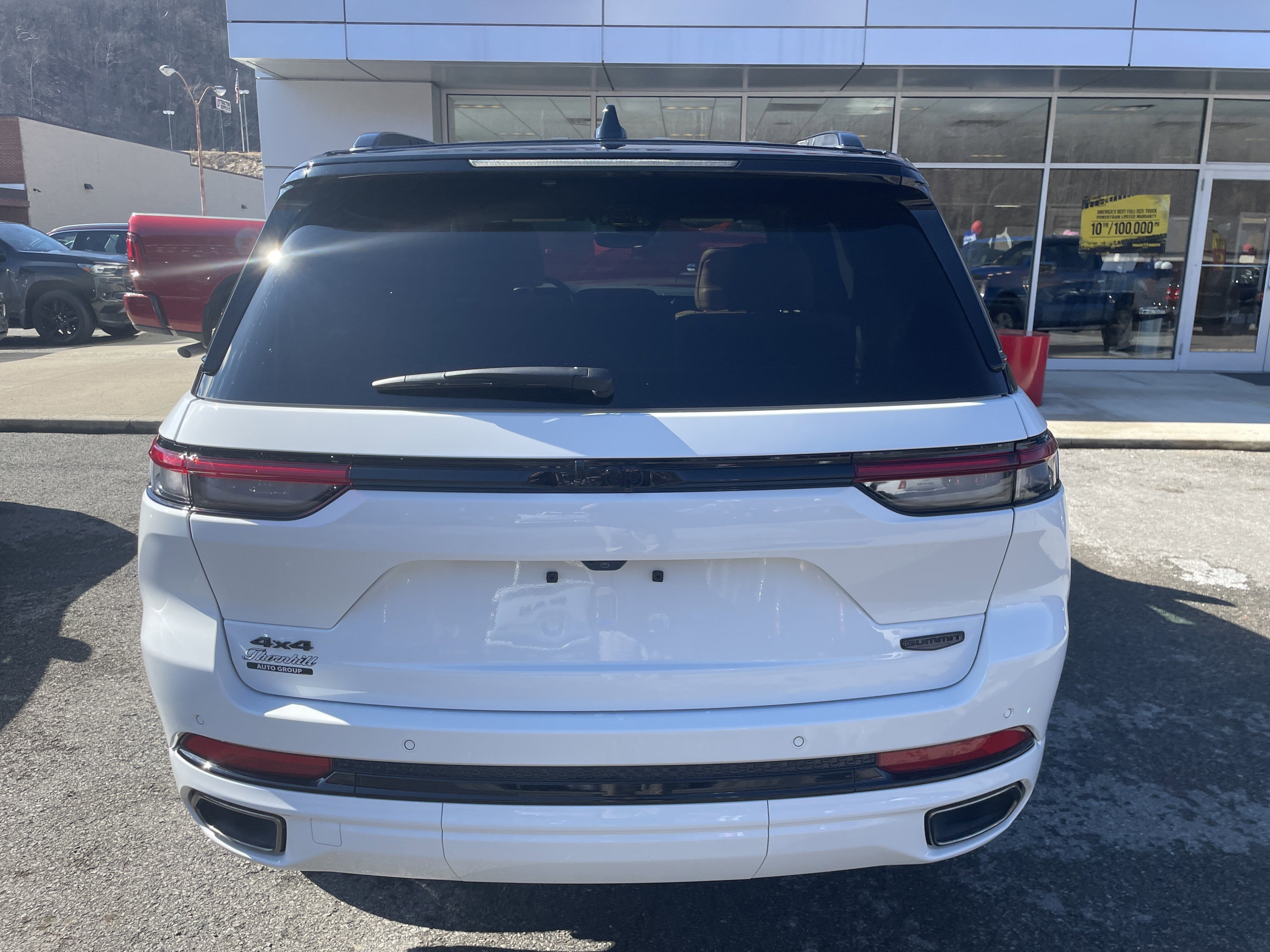 2025 Jeep Grand Cherokee GRAND CHEROKEE SUMMIT 4X4