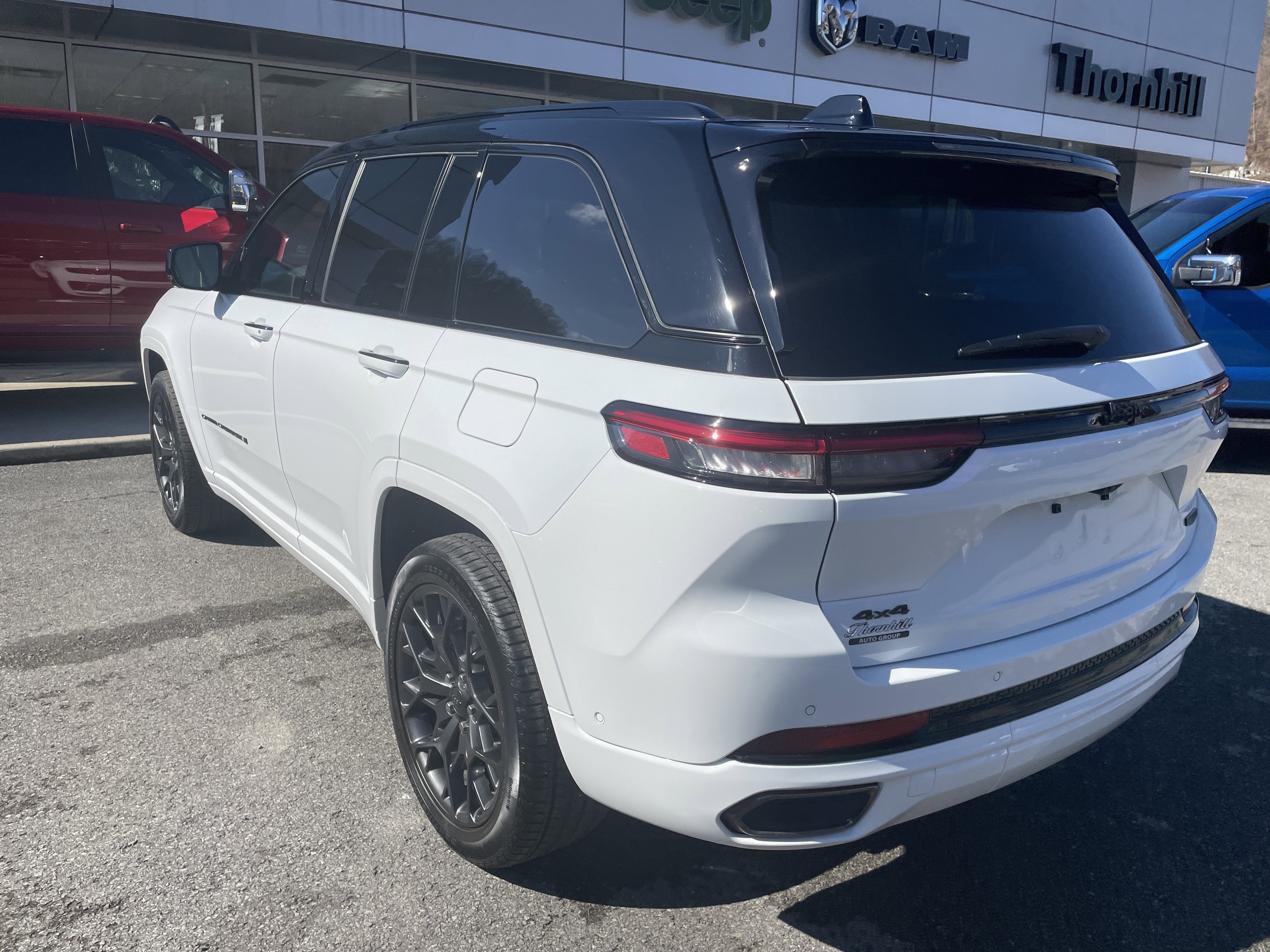 2025 Jeep Grand Cherokee GRAND CHEROKEE SUMMIT 4X4