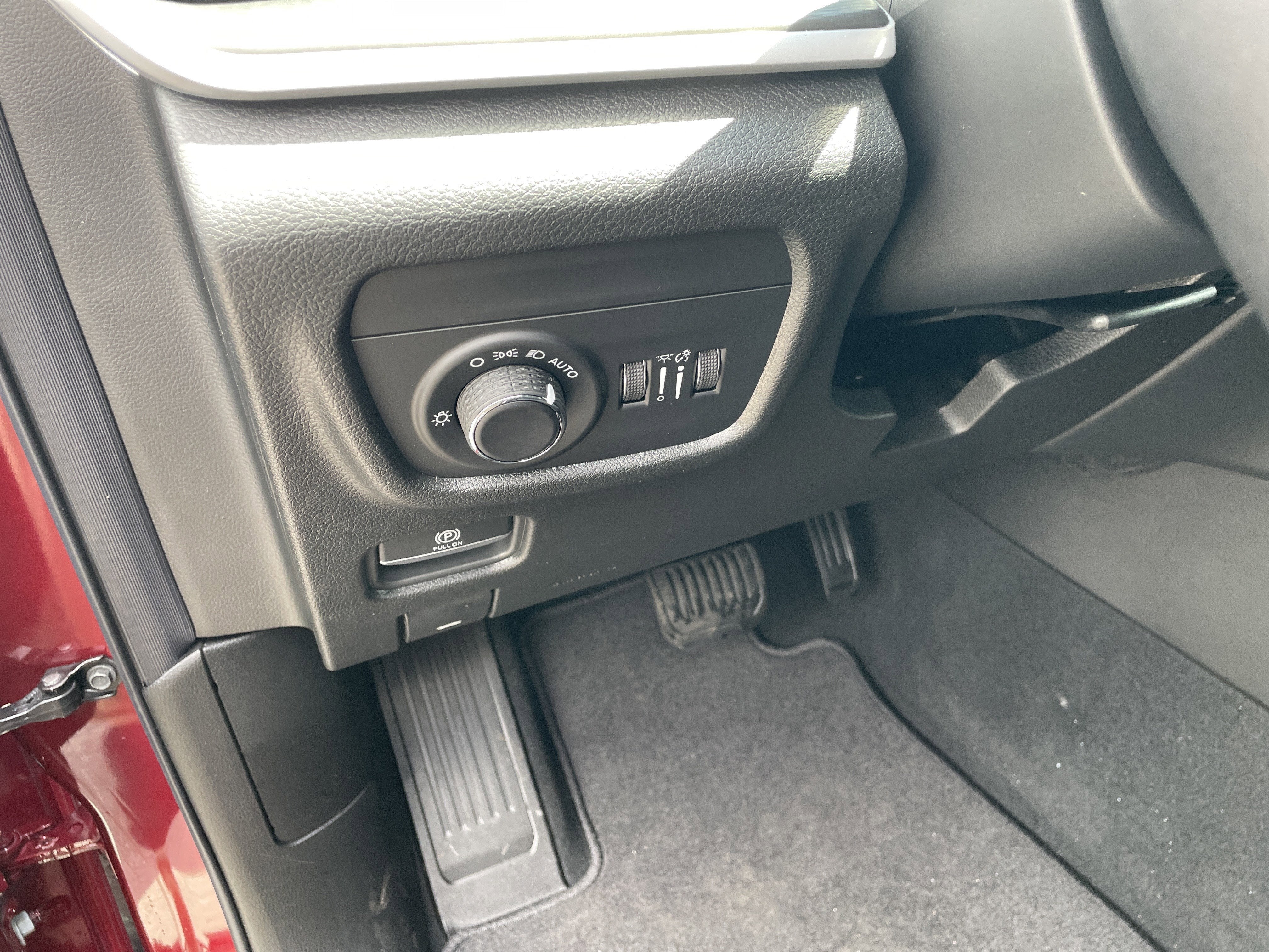 2026 Jeep Grand Cherokee GRAND CHEROKEE L LAREDO X 4X4