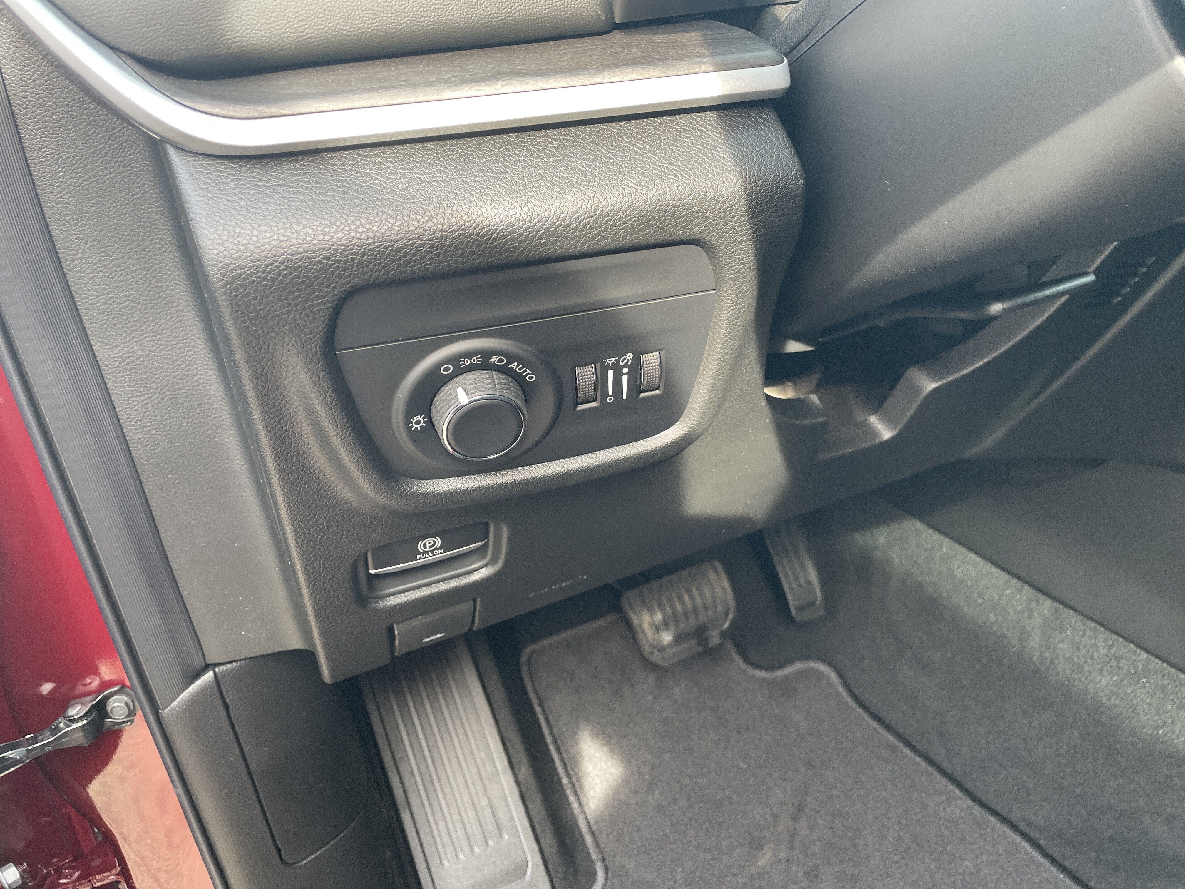 2026 Jeep Grand Cherokee GRAND CHEROKEE L LAREDO ALTITUDE 4X4
