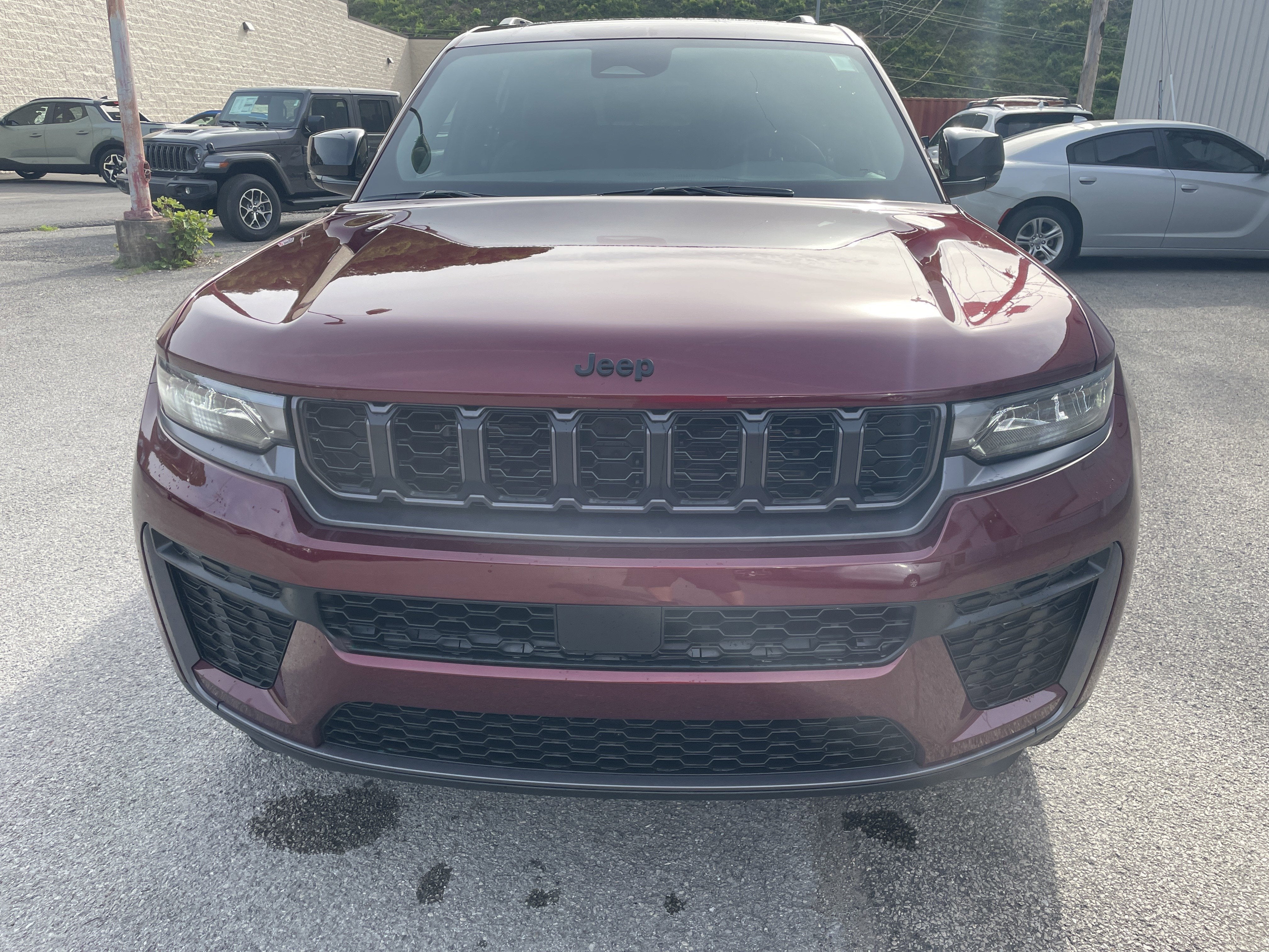 2026 Jeep Grand Cherokee GRAND CHEROKEE L LAREDO ALTITUDE 4X4