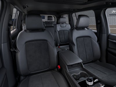 2026 Jeep Grand Cherokee GRAND CHEROKEE L LAREDO ALTITUDE 4X4