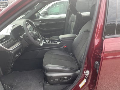 2026 Jeep Grand Cherokee GRAND CHEROKEE L LAREDO ALTITUDE 4X4