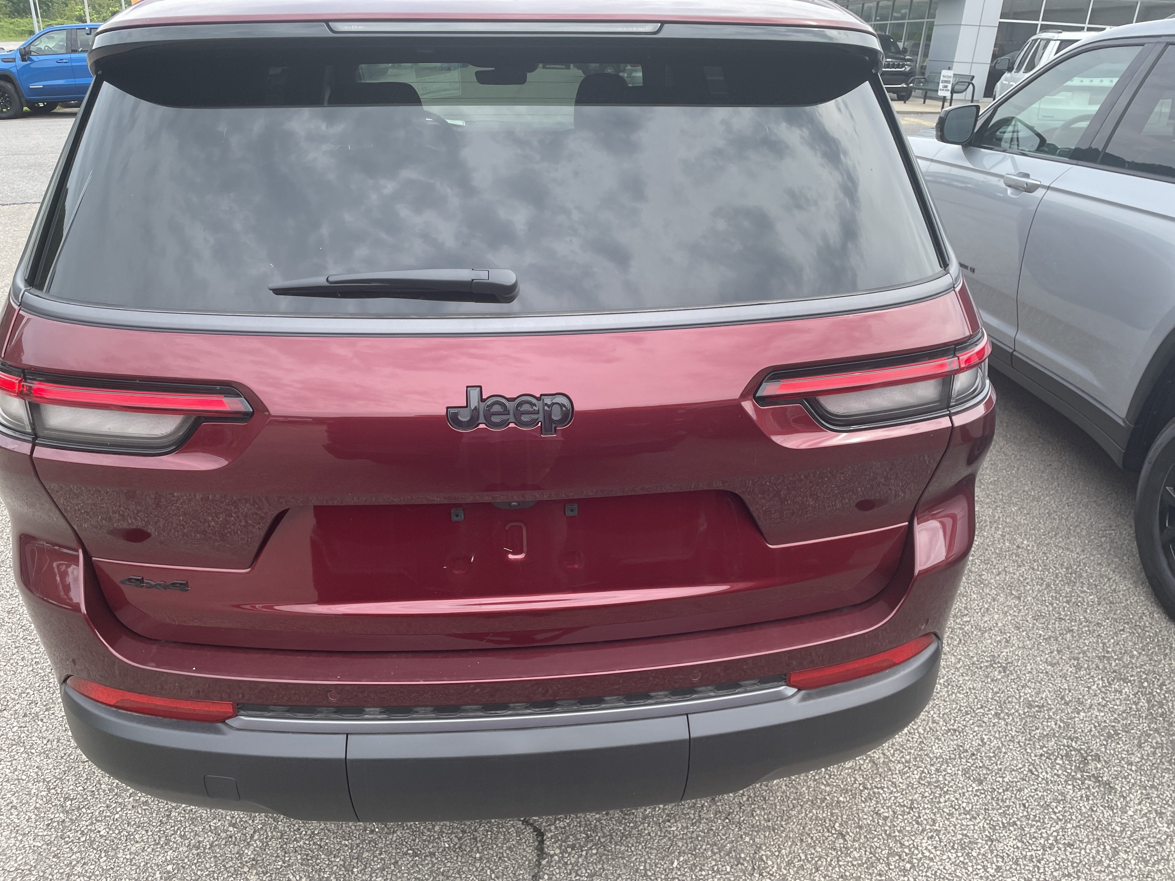 2026 Jeep Grand Cherokee GRAND CHEROKEE L LAREDO ALTITUDE 4X4
