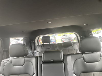 2027 Jeep Grand Cherokee Laredo Altitude